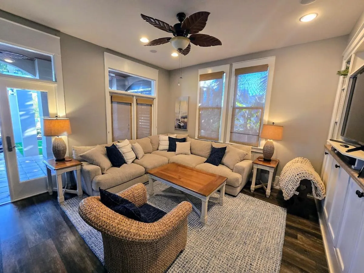 Luxury 3br Gated - Infinity Pool, Walk To Private - Vet-owned! Σπίτι διακοπών