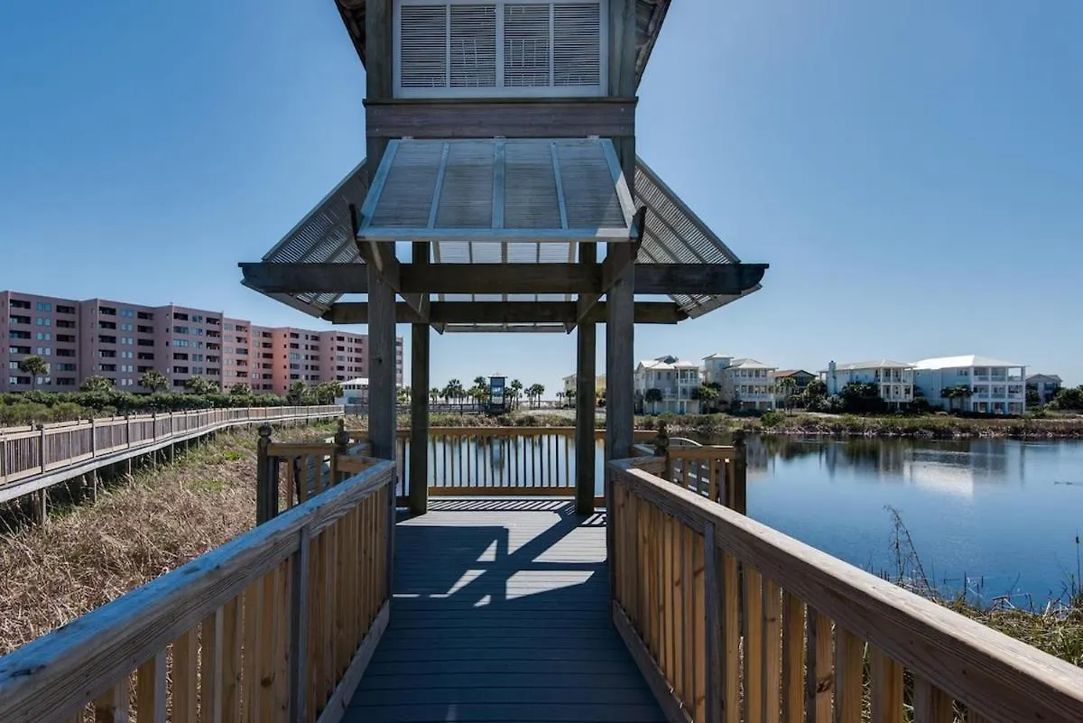Luxury 3br Gated - Infinity Pool, Walk To Private - Vet-owned! *
