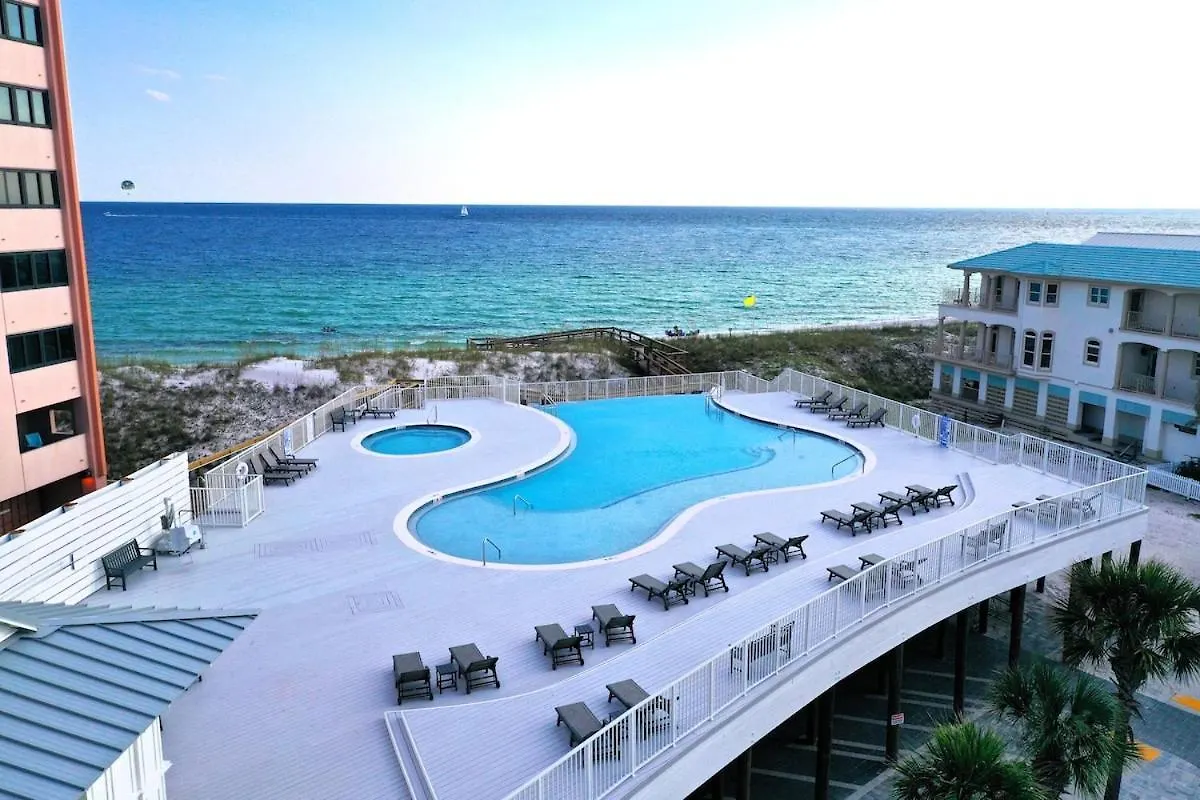 Luxury 3br Gated - Infinity Pool, Walk To Private - Vet-owned! *