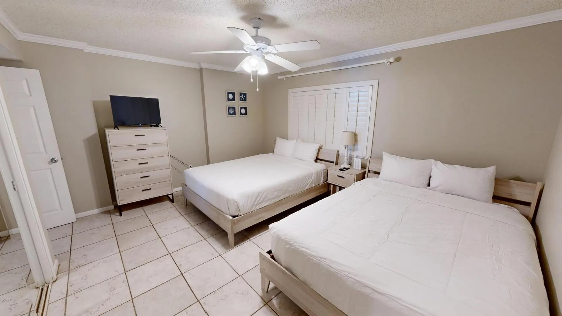 Apartman Shoreline Towers 2074- By Isle