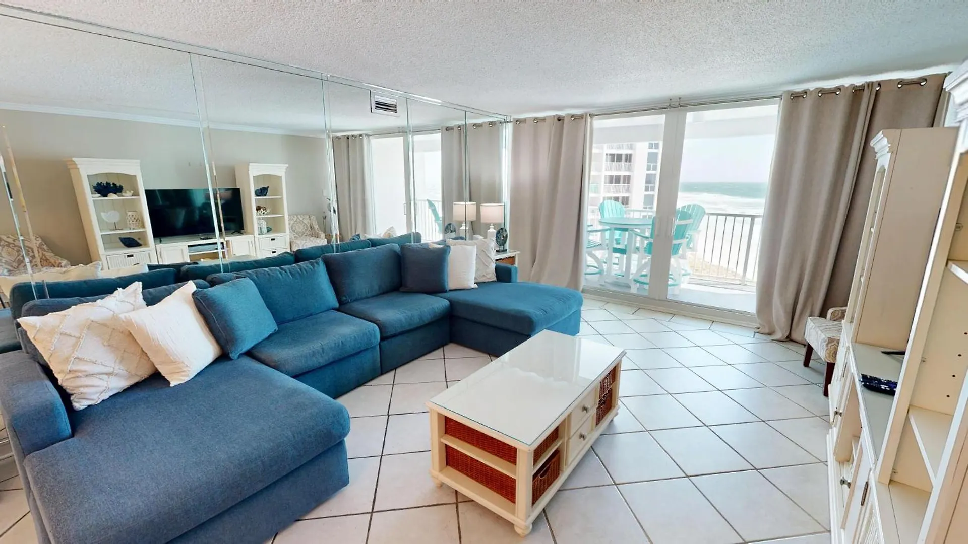 Shoreline Towers 2074- By Isle Destin