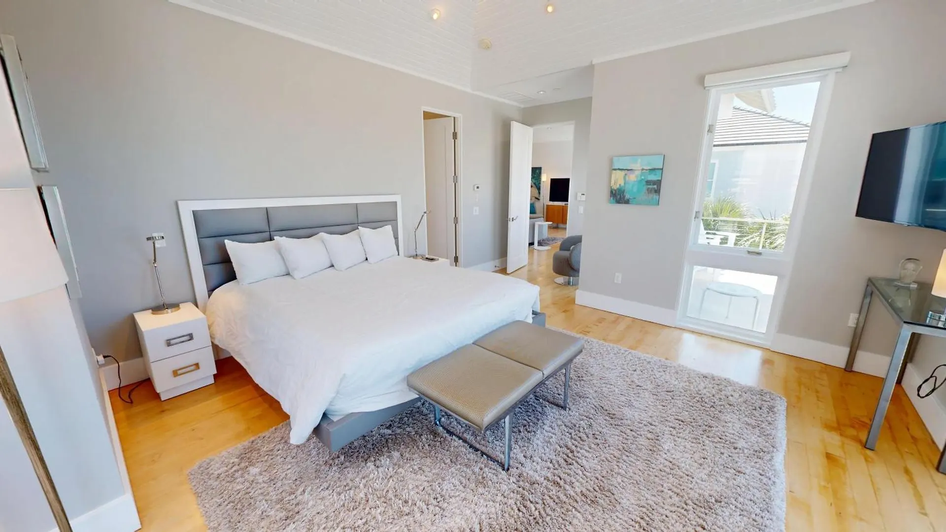 Seabreeze- By Isle Apartment *
