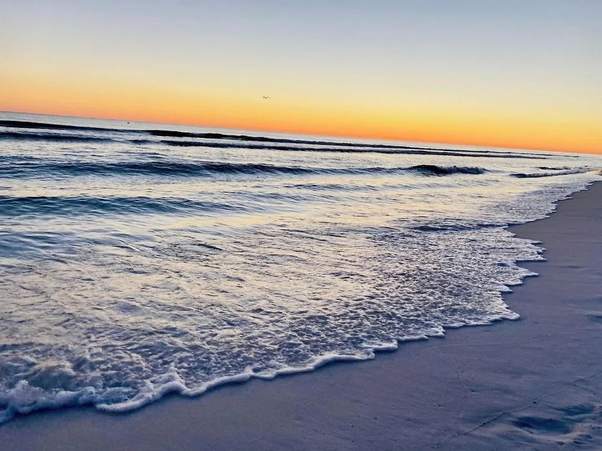 Majestic Sun A413 * Destin