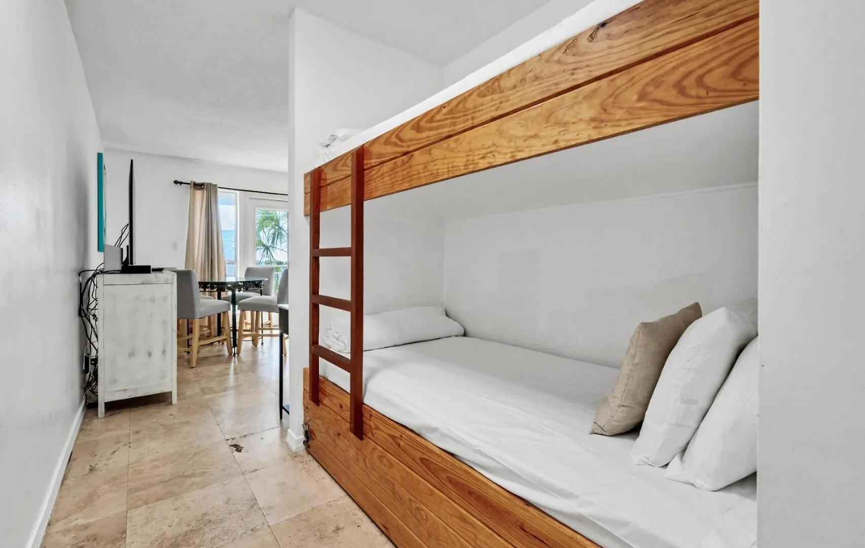 Vakantiehuis Grand Caribbean West 314 Ocean View Sleeps 6