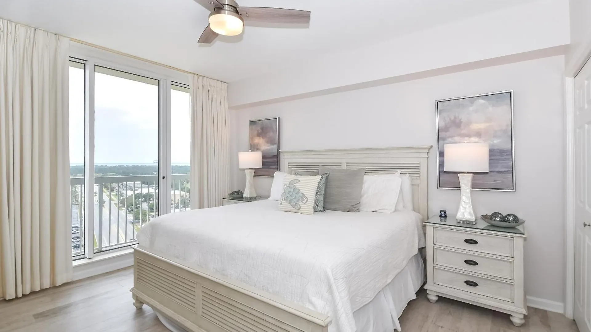 Apartment Silver Towers E1504
