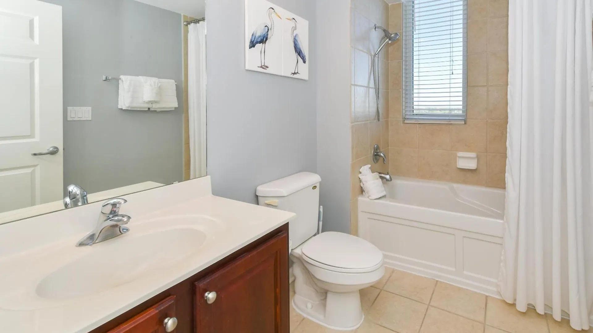 Silver Towers W704 Apartment Destin
