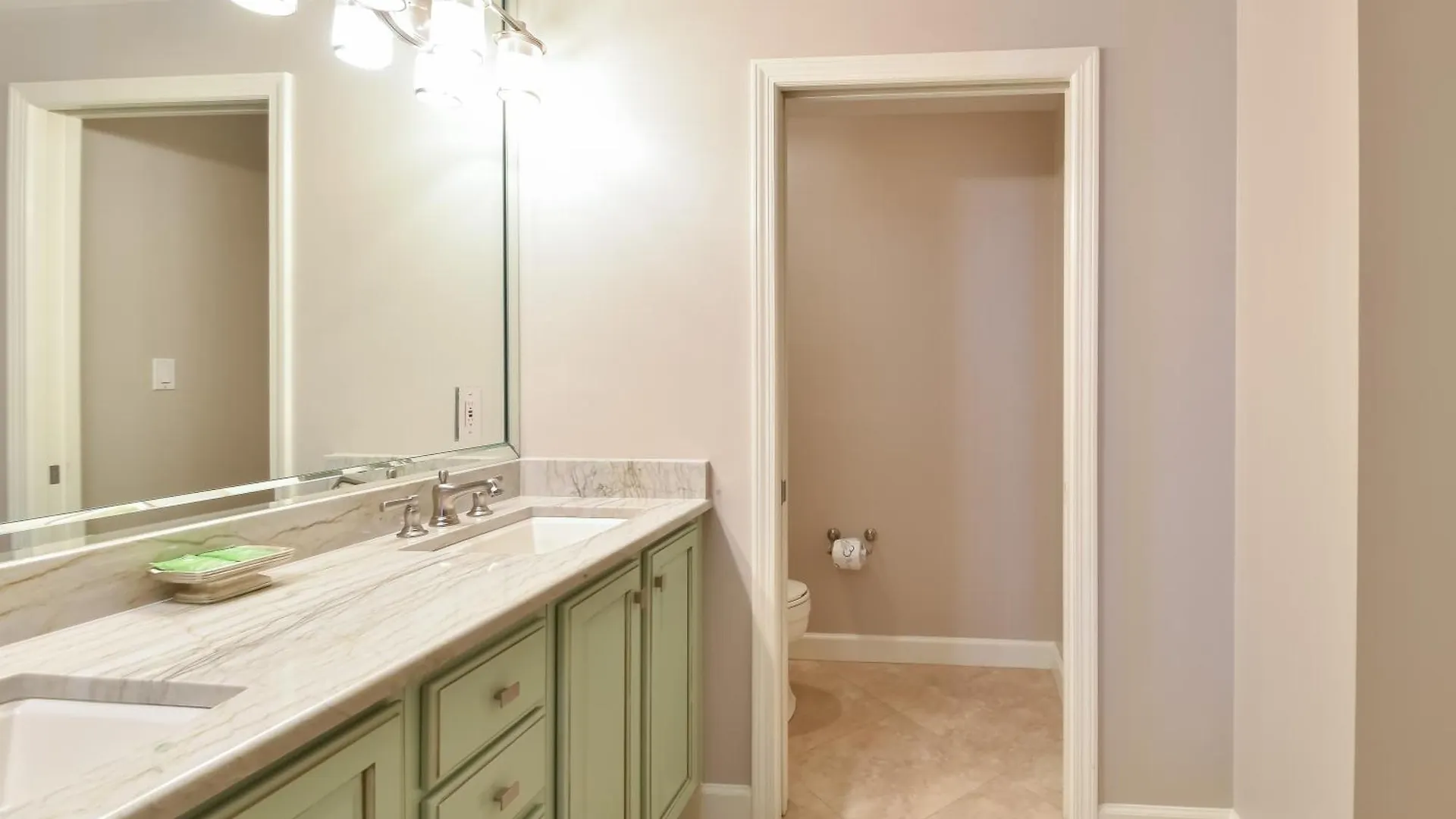 Silver Towers E503 Destin