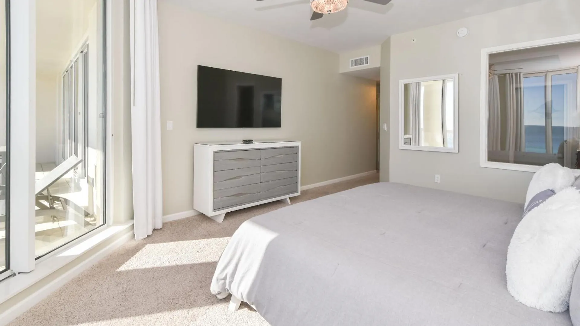 Apartment Silver Towers W704