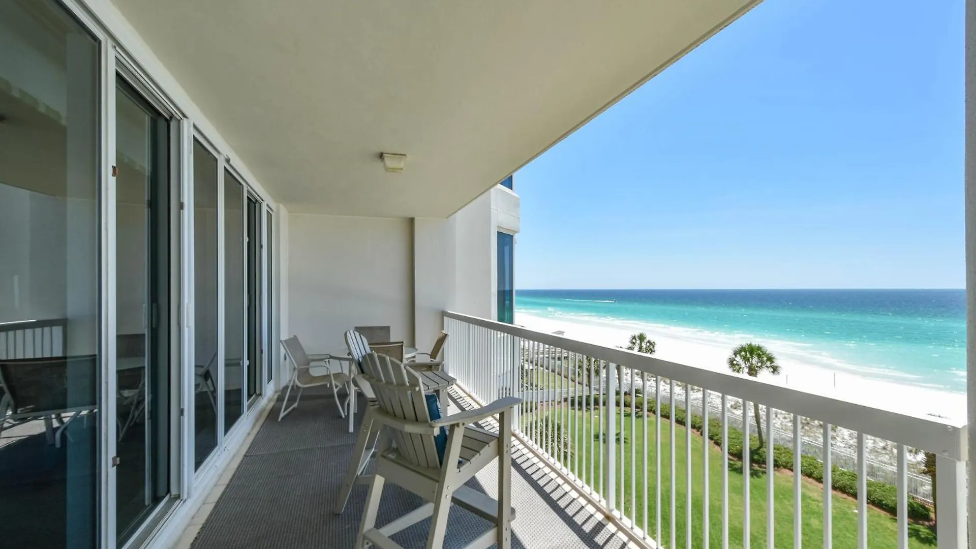 Apartment Silver Towers E503