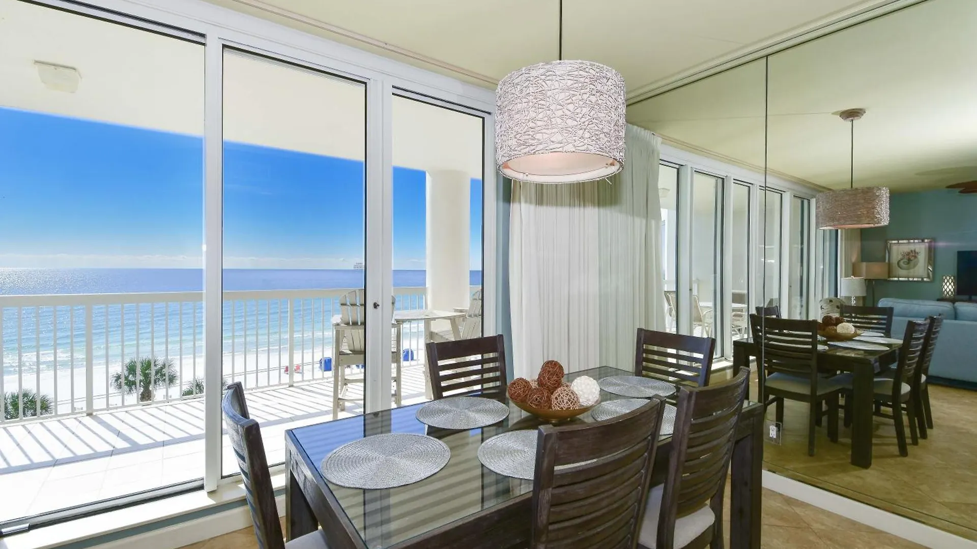 Silver Towers E503 Apartment *