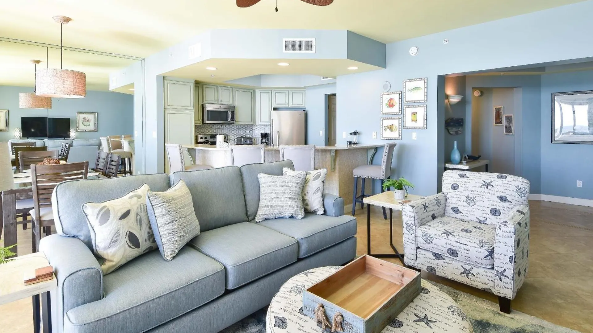 Silver Towers E503 Apartment