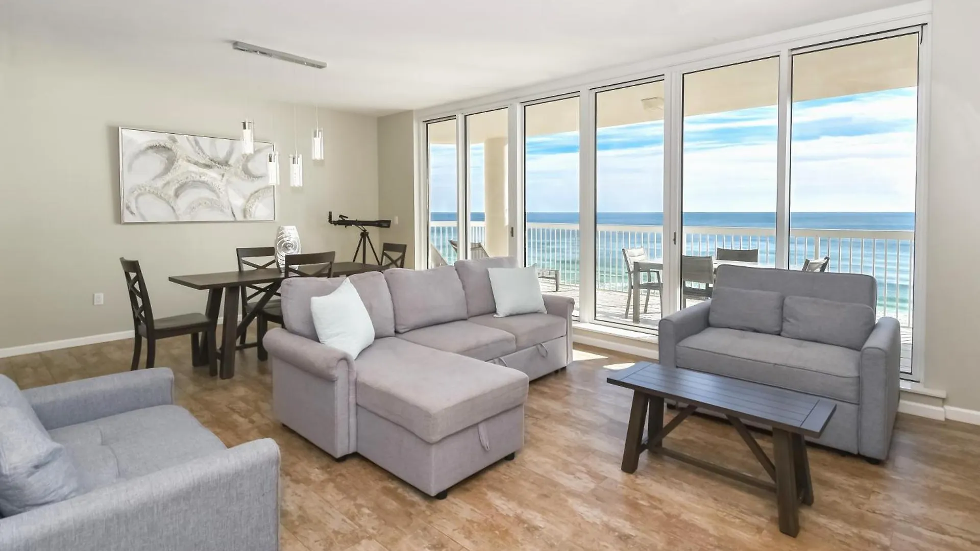 Silver Towers W704 Apartment *
