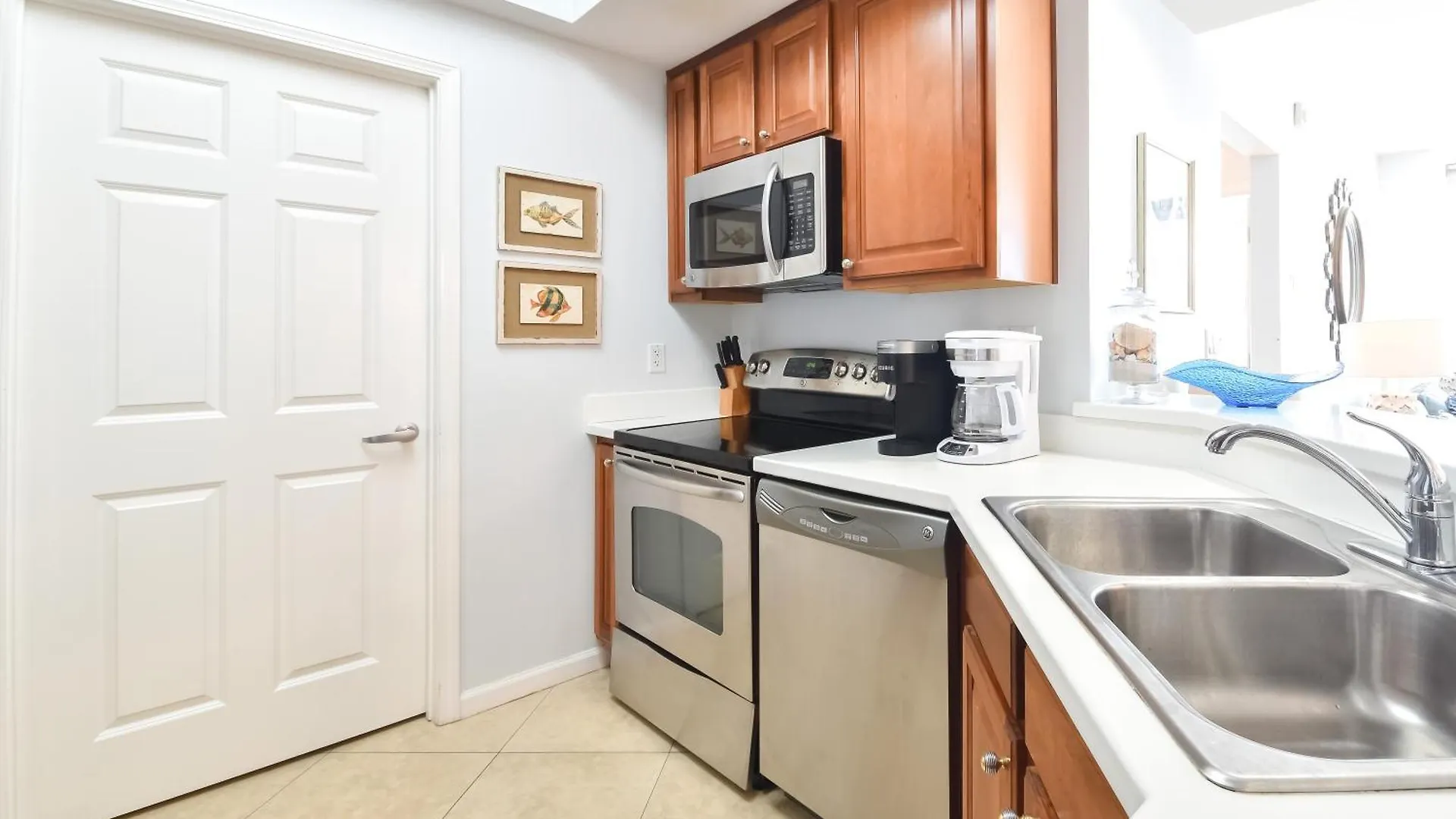 Silver Towers W1202 Apartment Destin