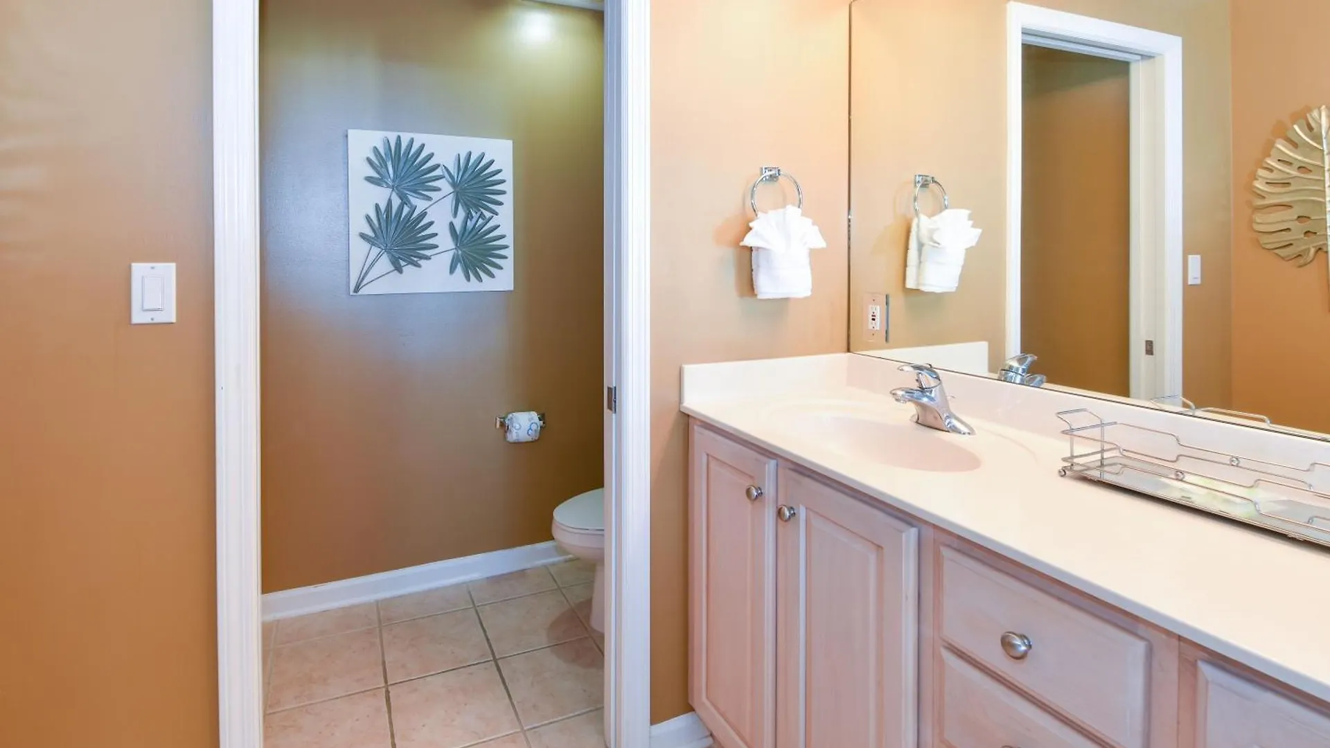 Silver Towers E604 Apartment *