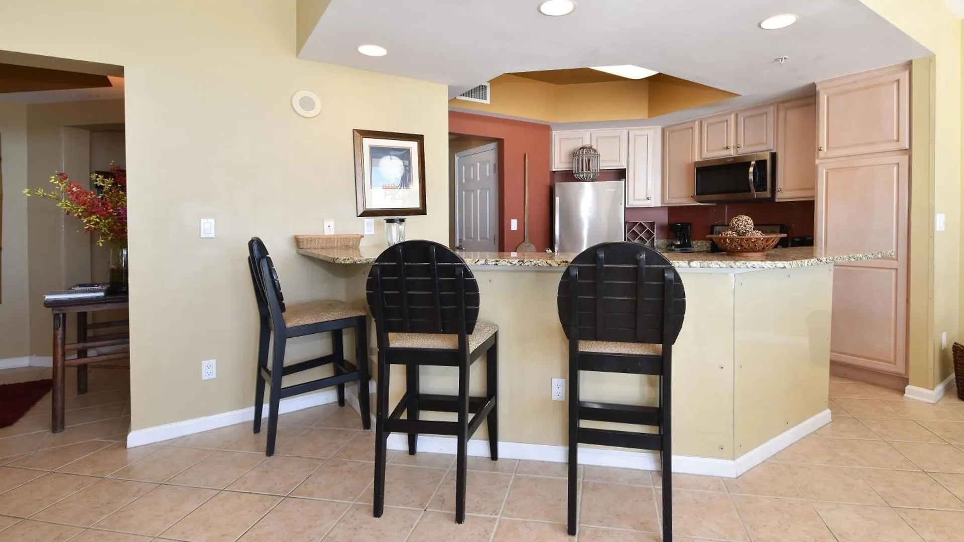Silver Towers E604 Apartment