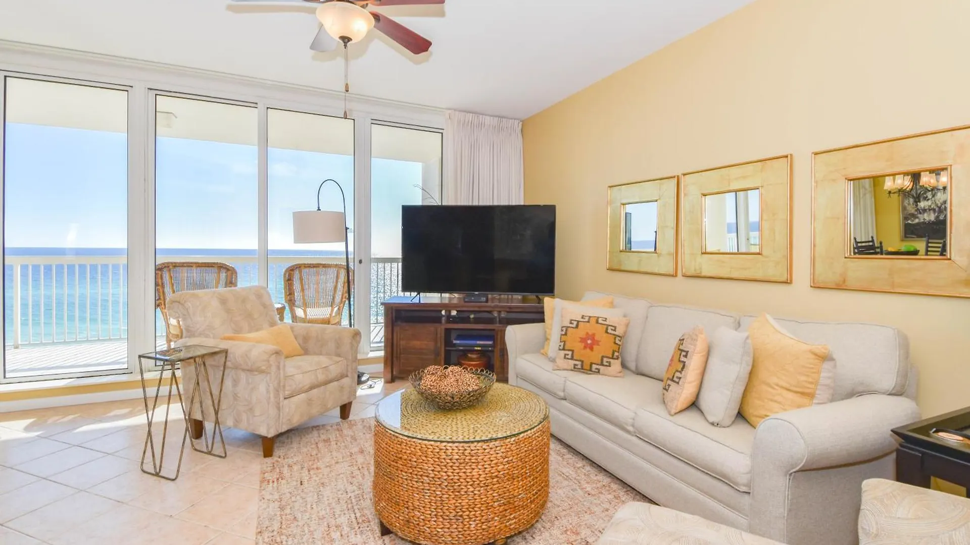 Silver Towers E604 Apartment *