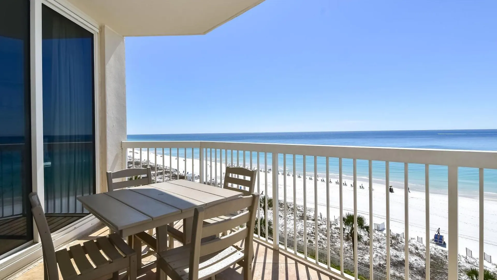 Silver Towers E702 Apartment Destin