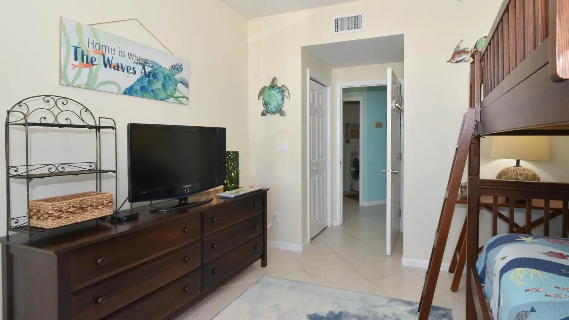 Apartment Silver Towers E1001