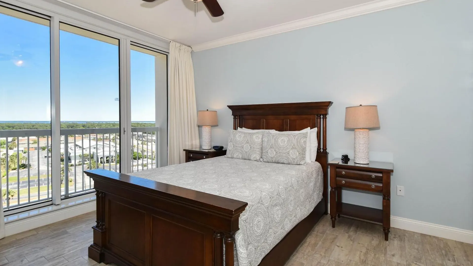 Apartment Silver Towers W1204