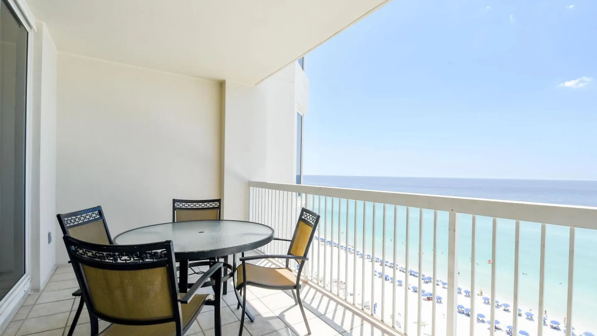 Apartment Silver Towers W1203