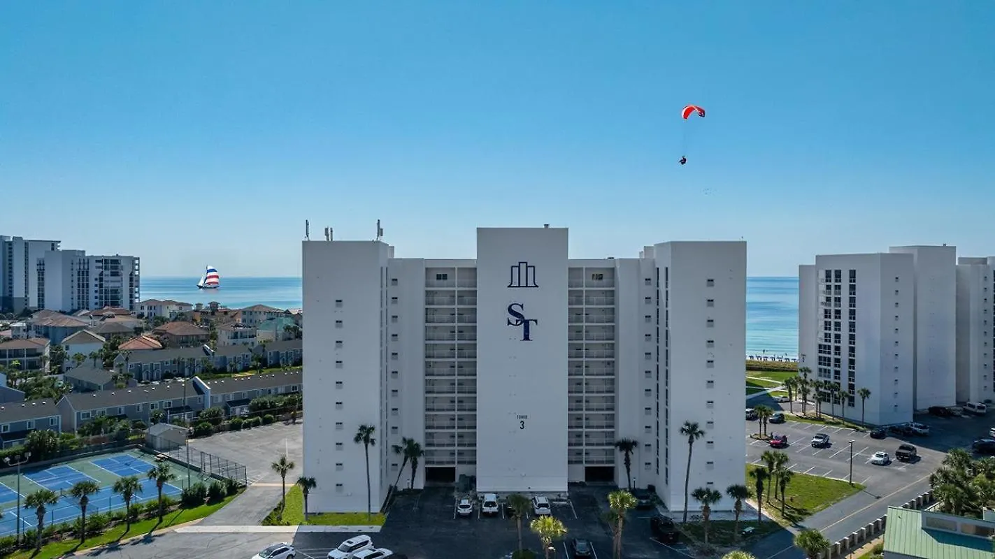 3064 - Shoreline Towers Free Setup Included! *