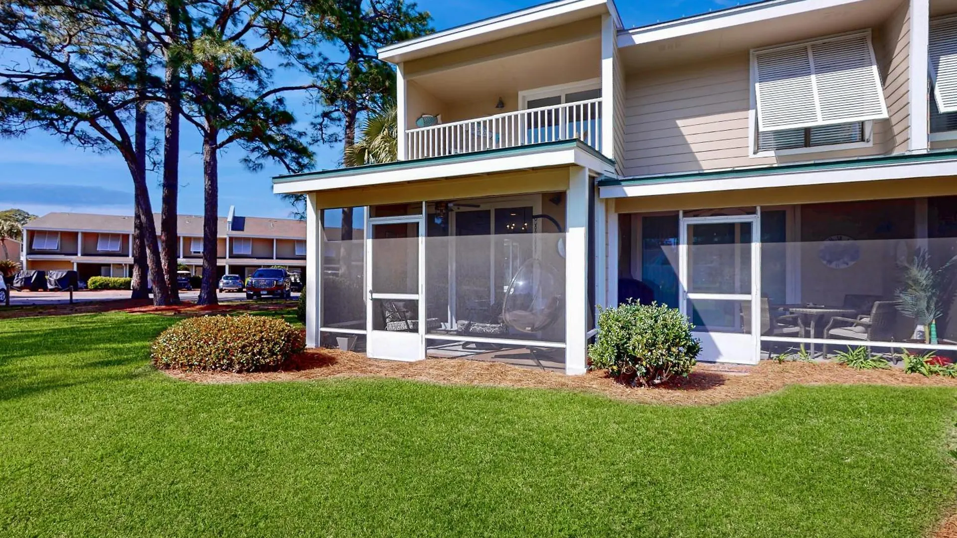 Bayou Village 612 Apartment