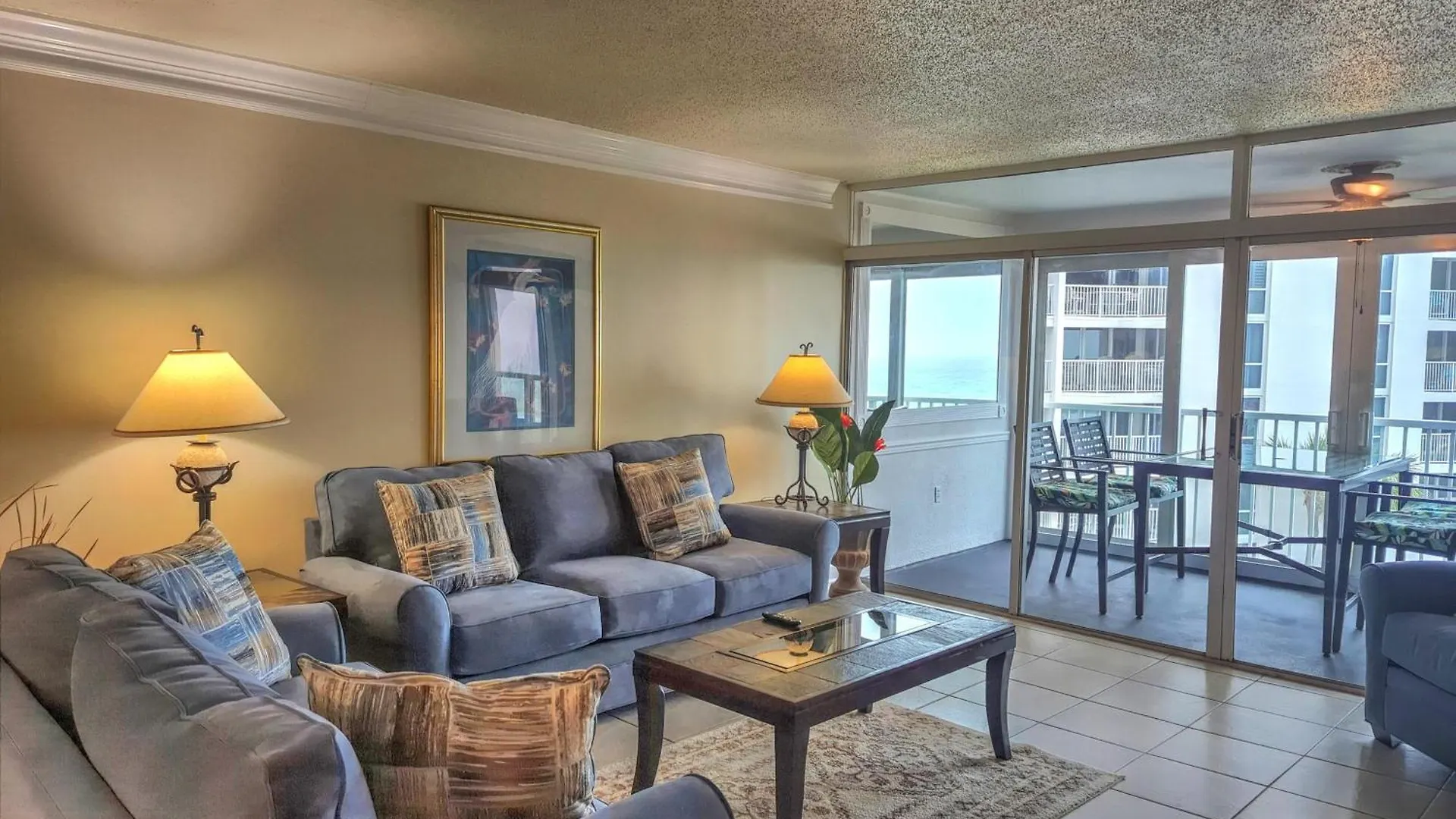 Slt #2043 - Stunning View! Free Service! *