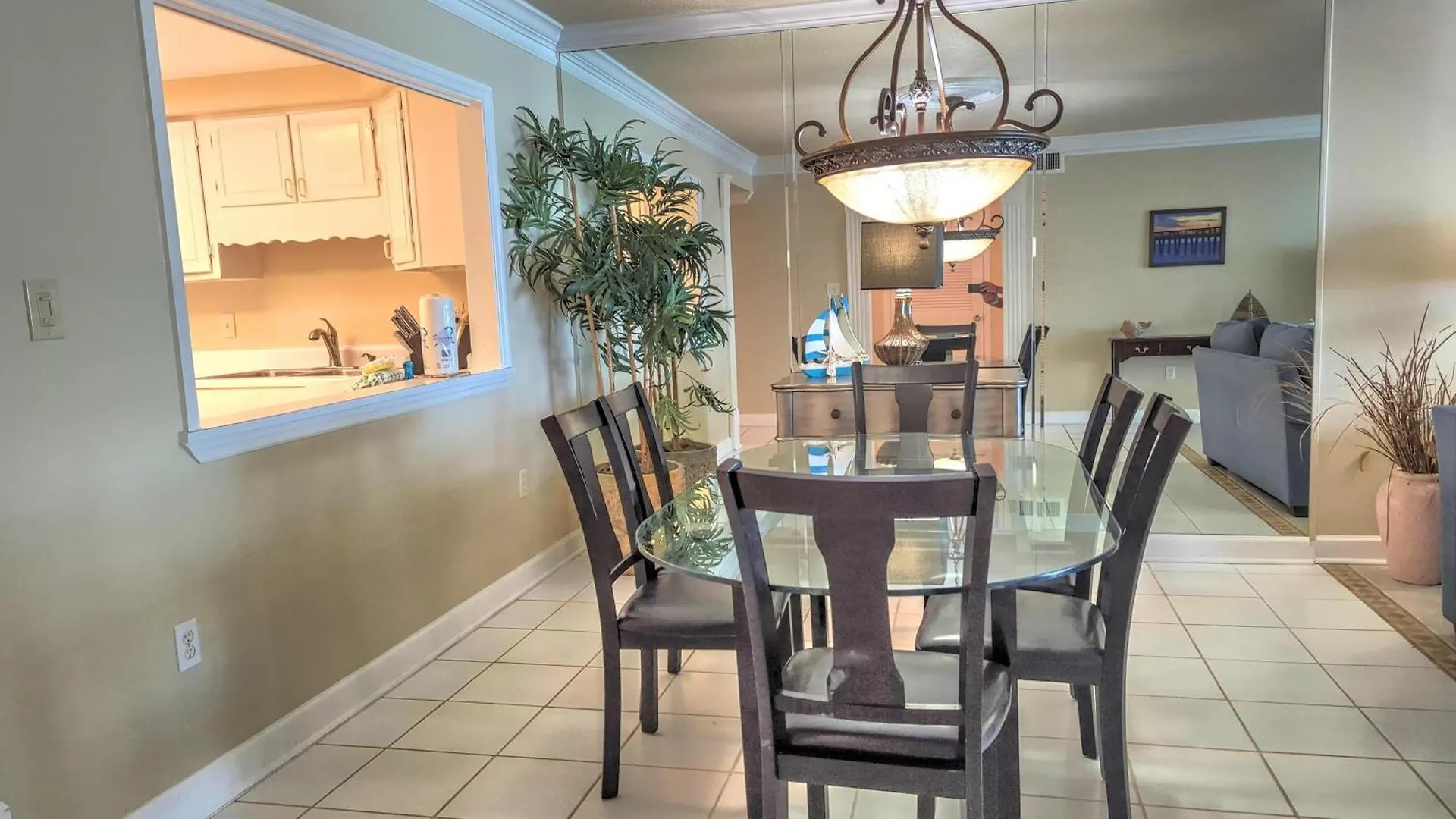 Apartment Slt #2043 - Stunning View! Free Service!