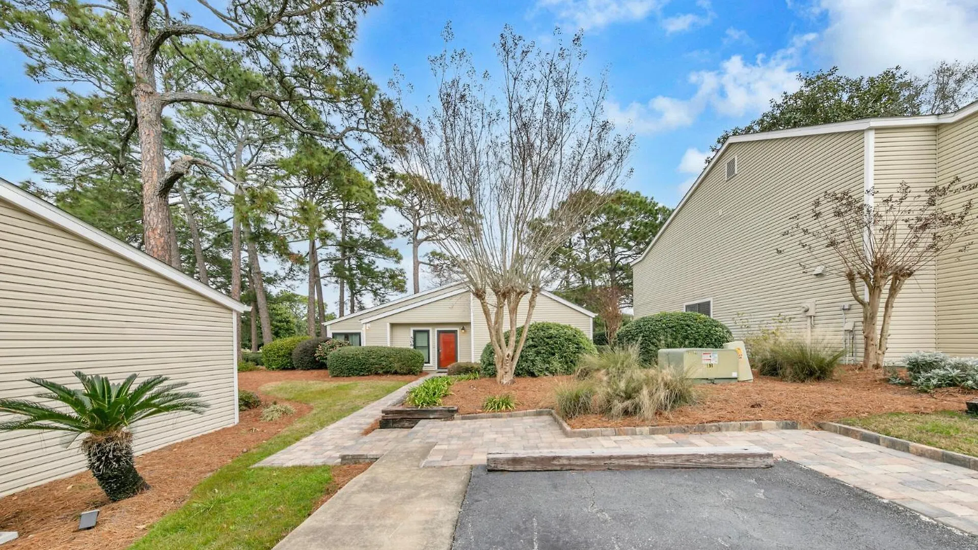 Magnolia Village Unit 506 Is A Beautiful 2 Bed 2 Bath Located In Sandestin Golf And Holiday home *