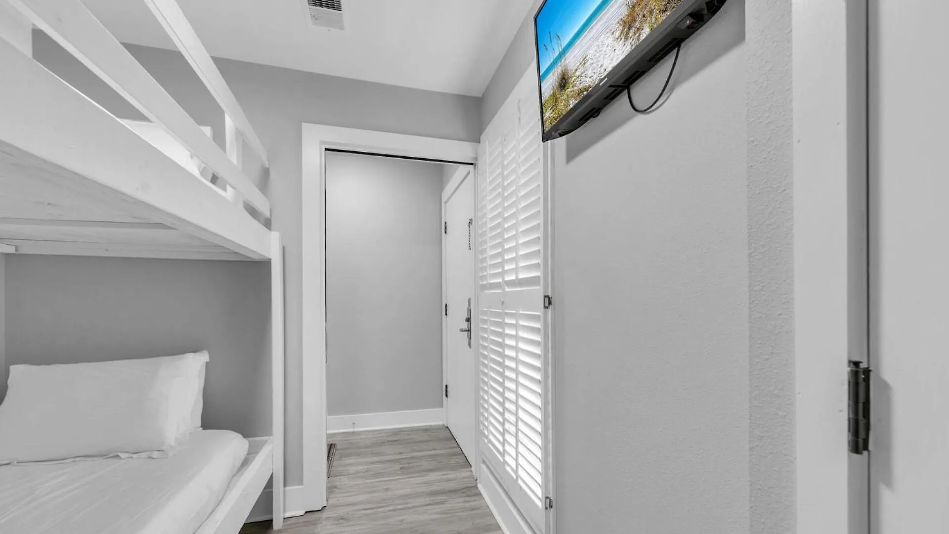 Magnolia Village Unit 506 Is A Beautiful 2 Bed 2 Bath Located In Sandestin Golf And