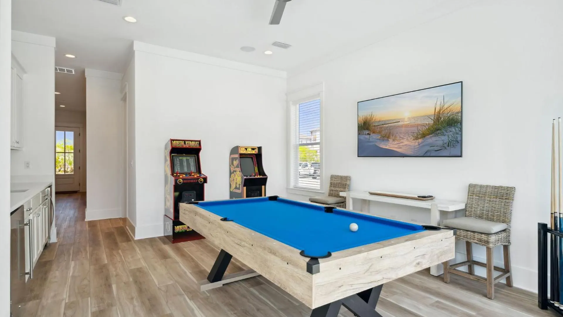 Hidden Palms Estate With Game And Lsv