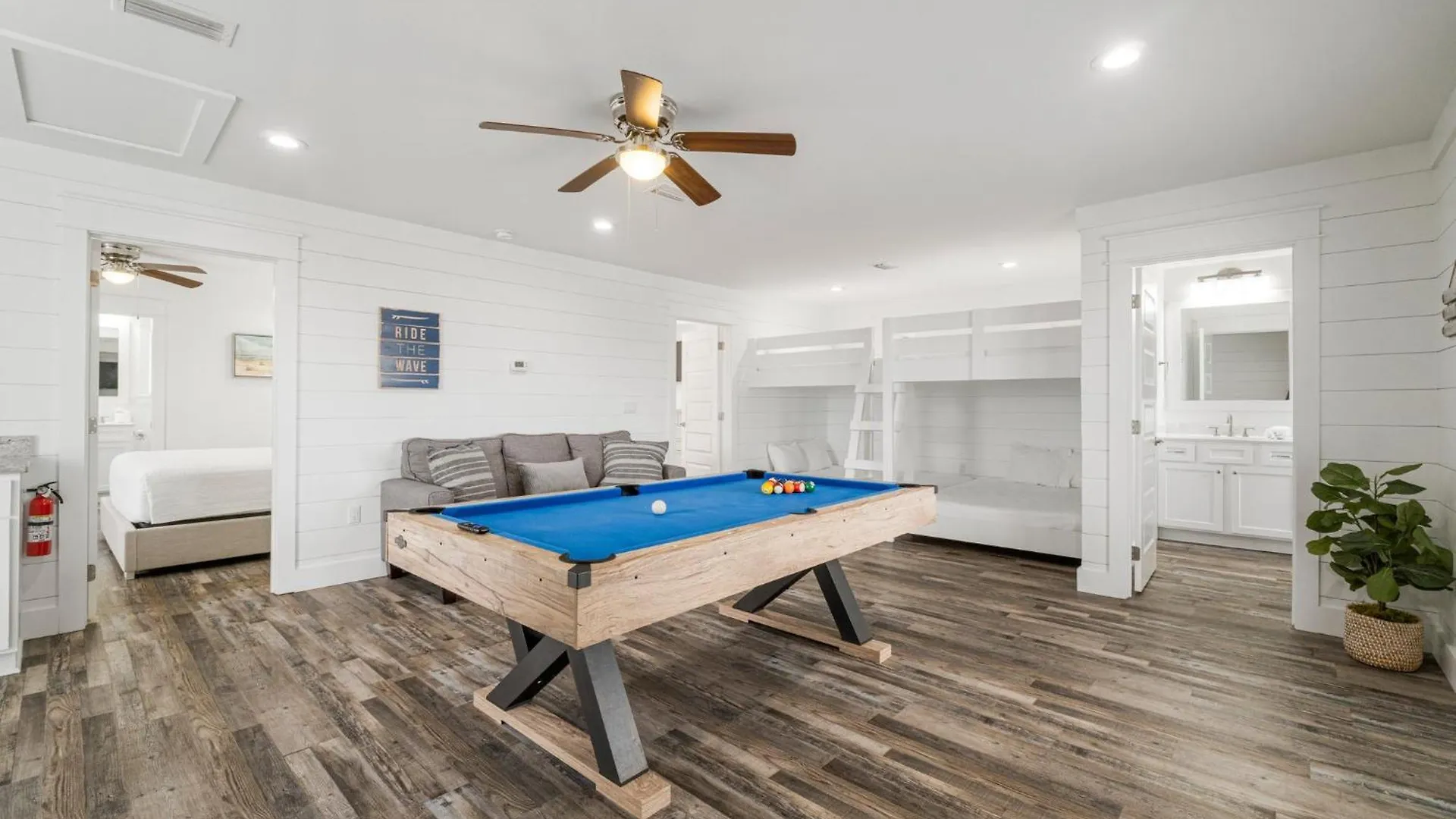 Get Your Sun With Jetted Pool And Game Holiday home *