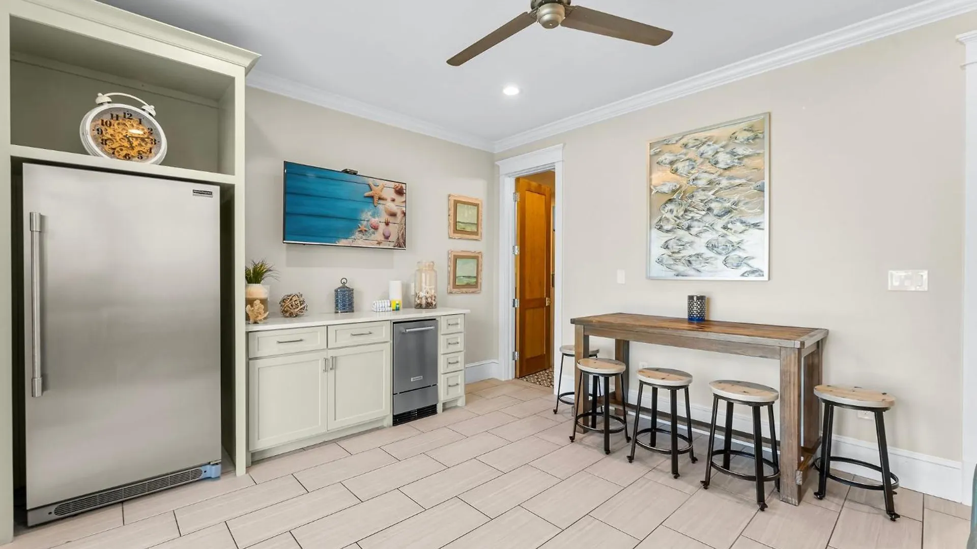 Seastar Palazzo With Views, Lake, And Pool Destin