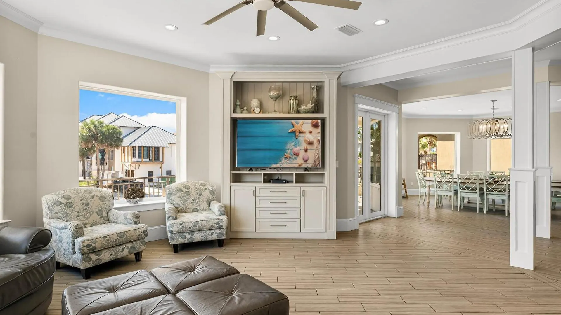 Seastar Palazzo With Views, Lake, And Pool *