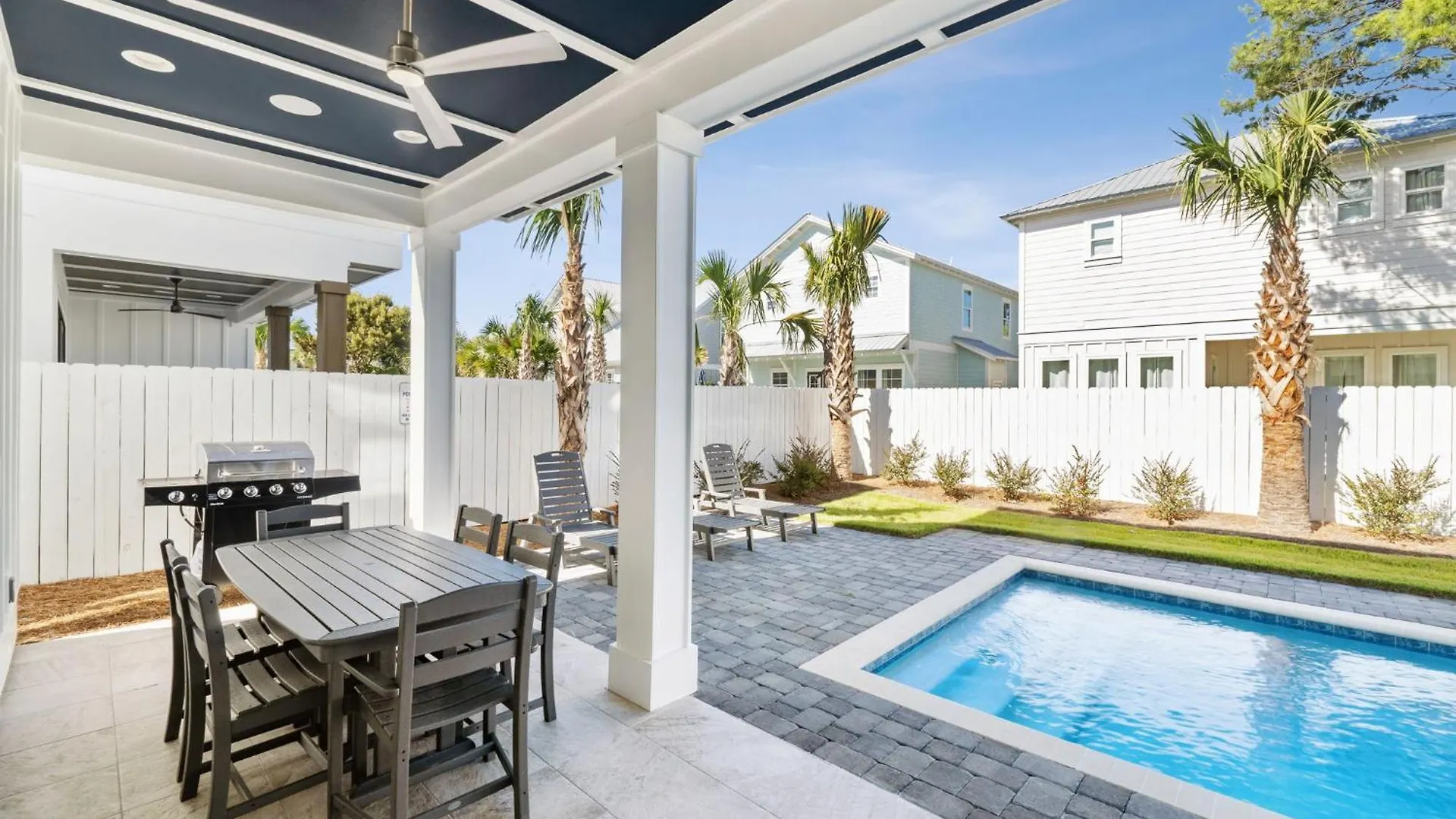Shark Tales With Pool And Gated Neighborhood Semesterbostad Destin