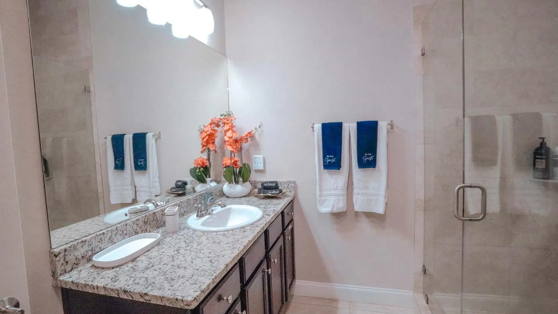 Beachside Bliss- Is Minutes From Pool Hot Tub Near Golf *