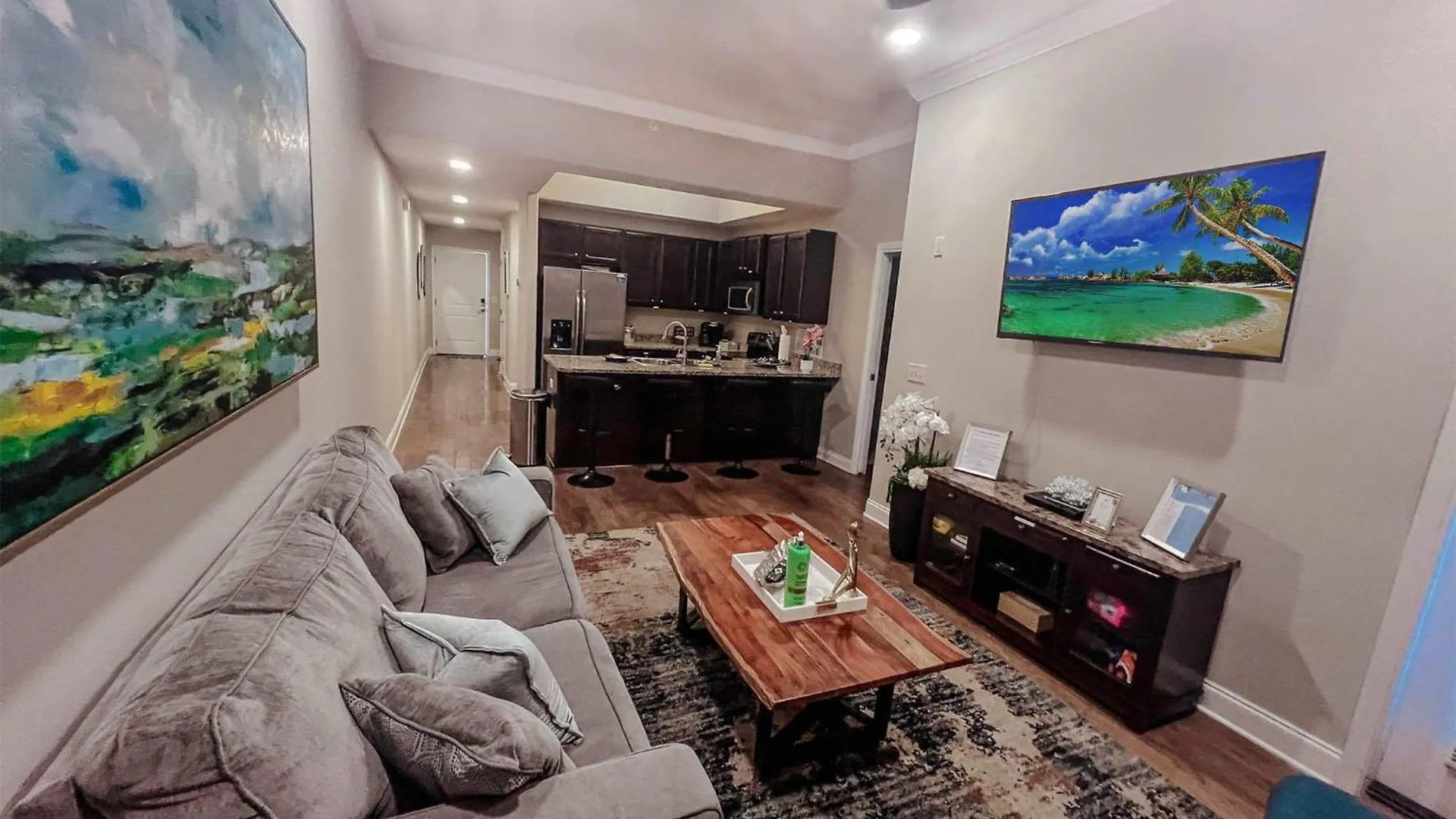 Beachside Bliss- Is Minutes From Pool Hot Tub Near Golf Destin