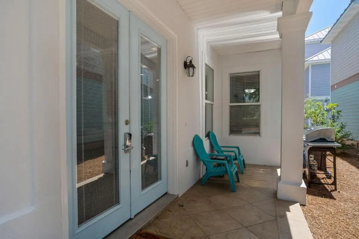 Sweet - 6bdr - Sleeps 14 - Next 2