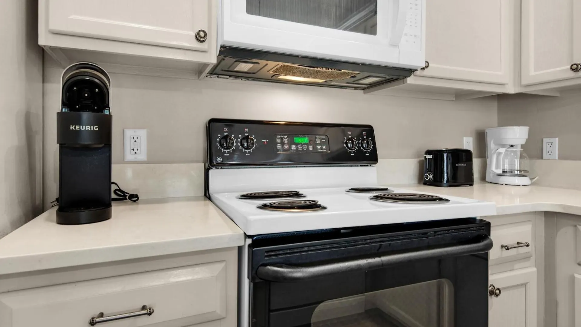 Grand Caribbean East 106 Apartment