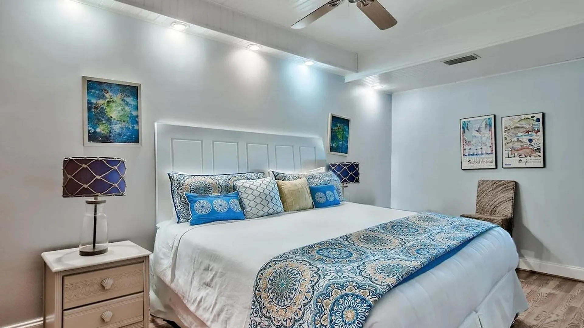 Reef #8- Beachy Keen Holiday home *