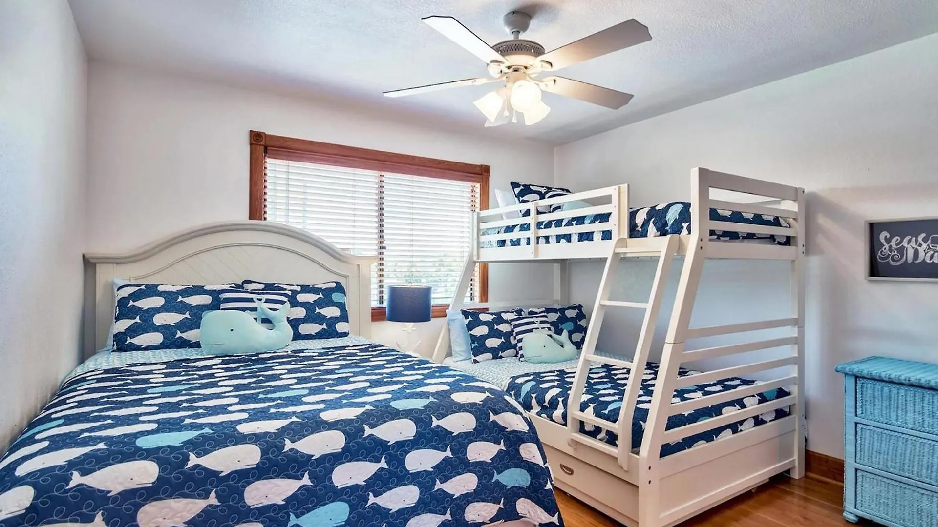 Reef #8- Beachy Keen Holiday home *