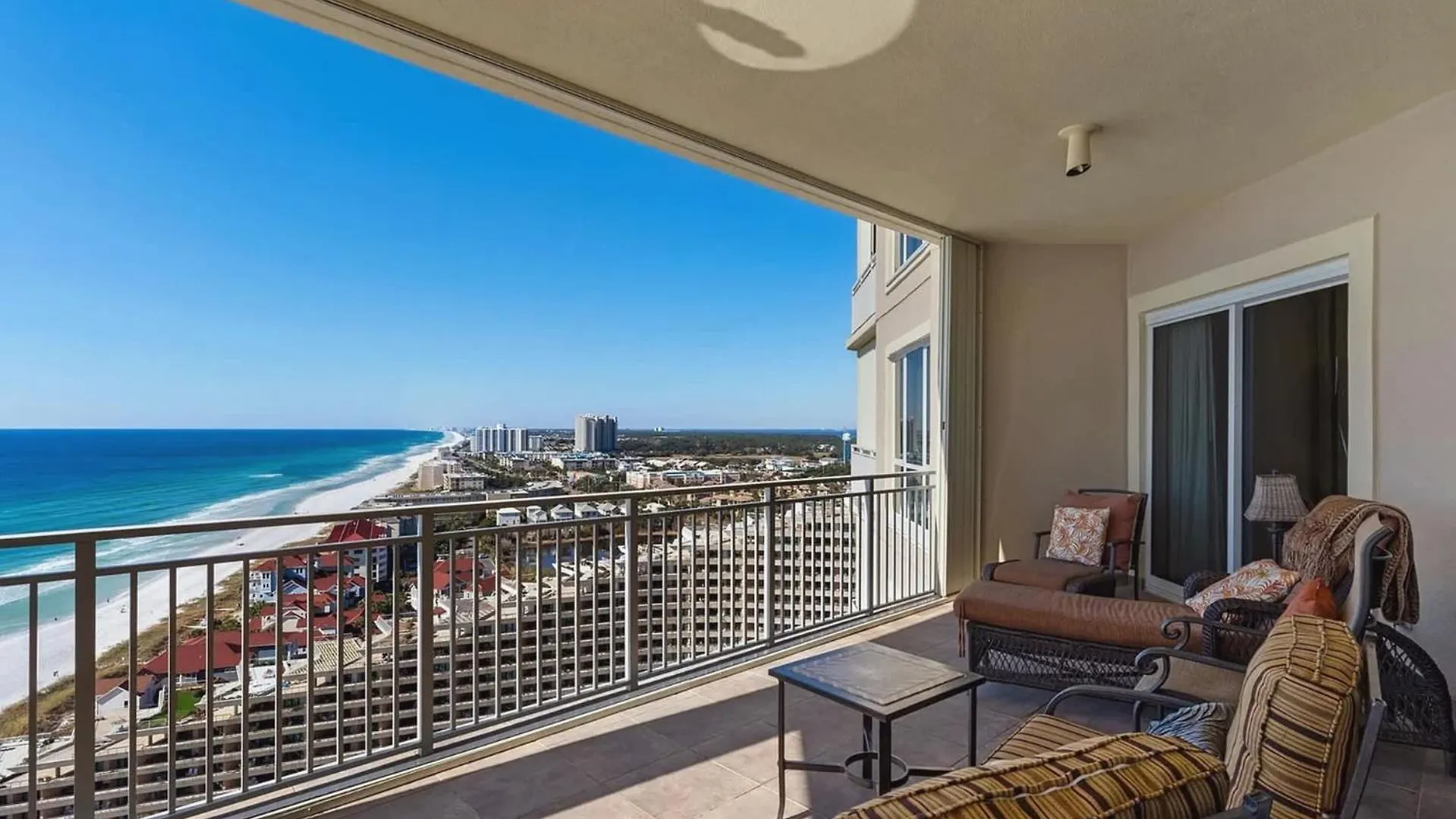 Apartment Stunning 3 Bedroom 3 Bath Gulf-front Destin