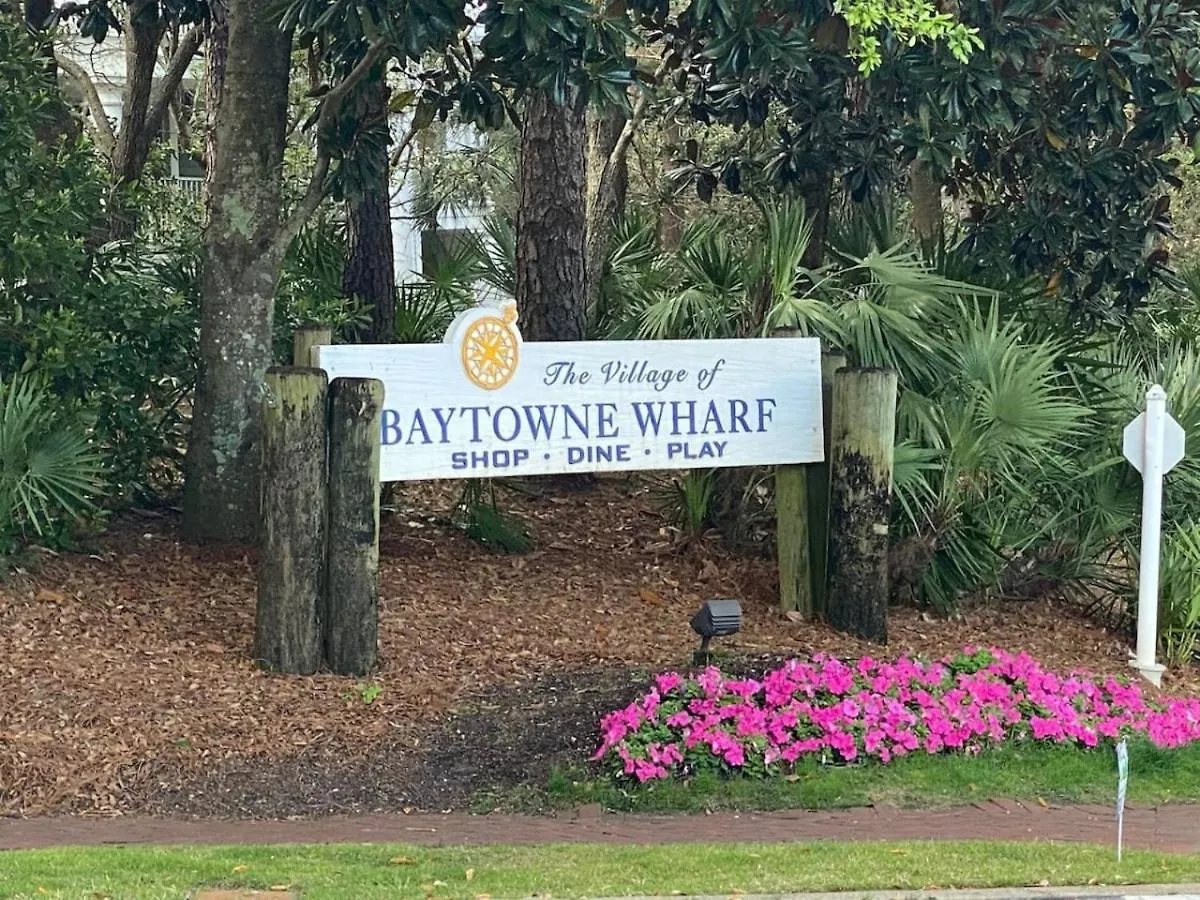 Baytown Wharf Patio Community Pool Hot Tub *