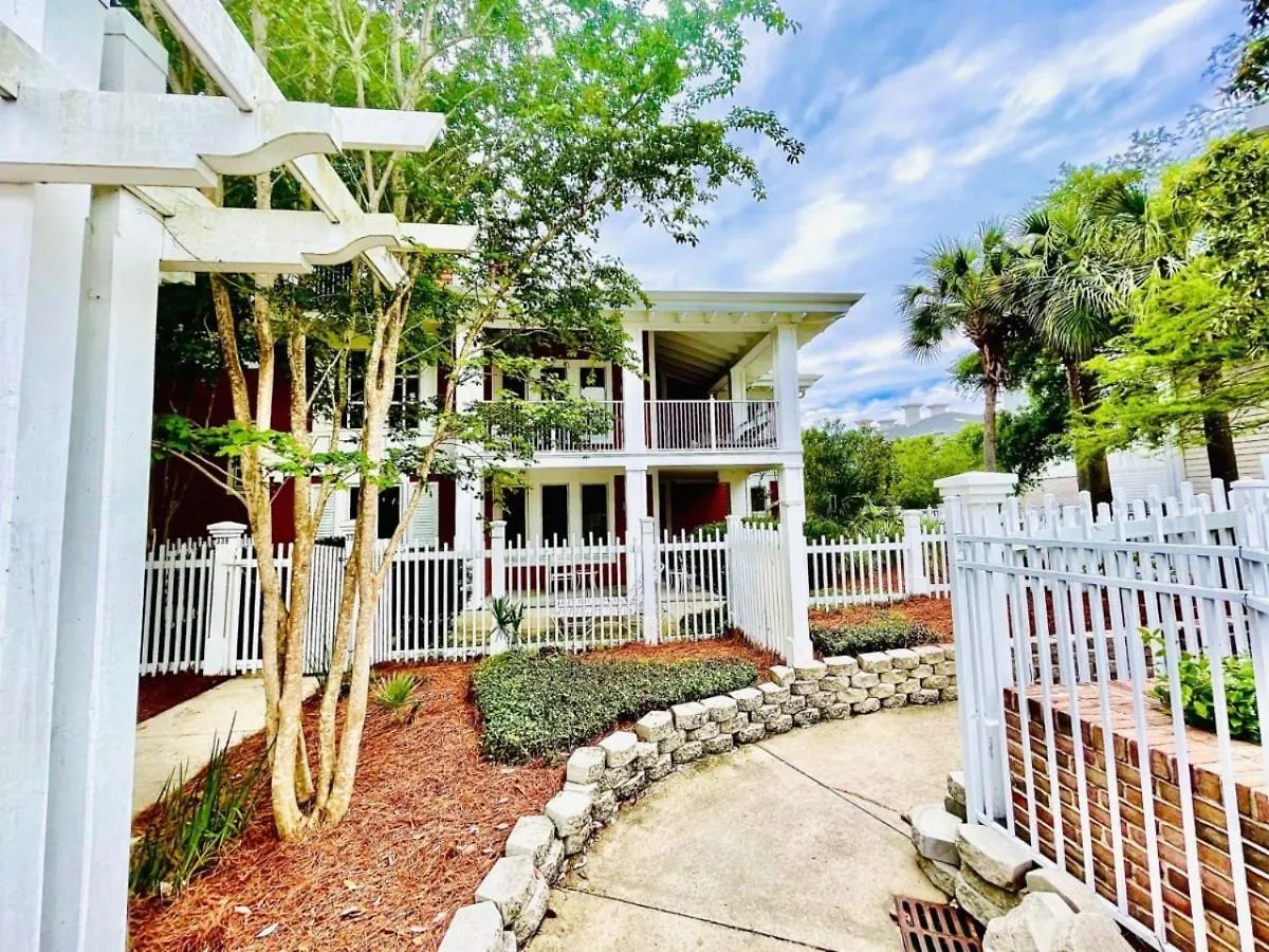 Baytown Wharf Patio Community Pool Hot Tub