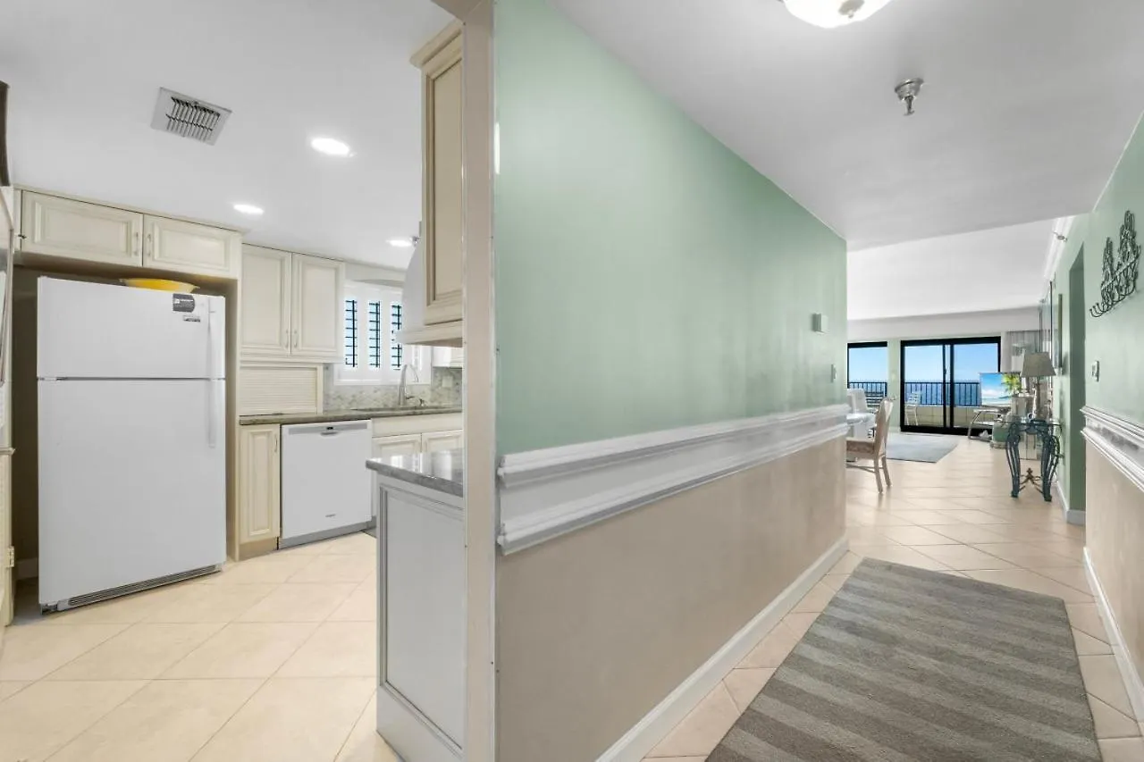 New 30 Foot Oceanfront Balcony Oceanfront Pool *