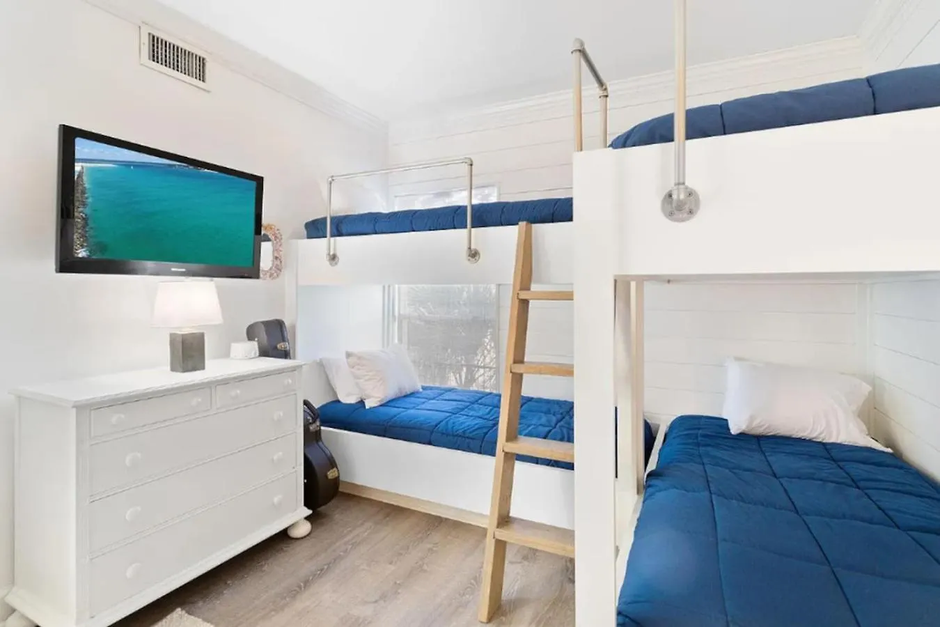 2 Bed Private Access Laundry Fitness Game 度假居 德斯廷