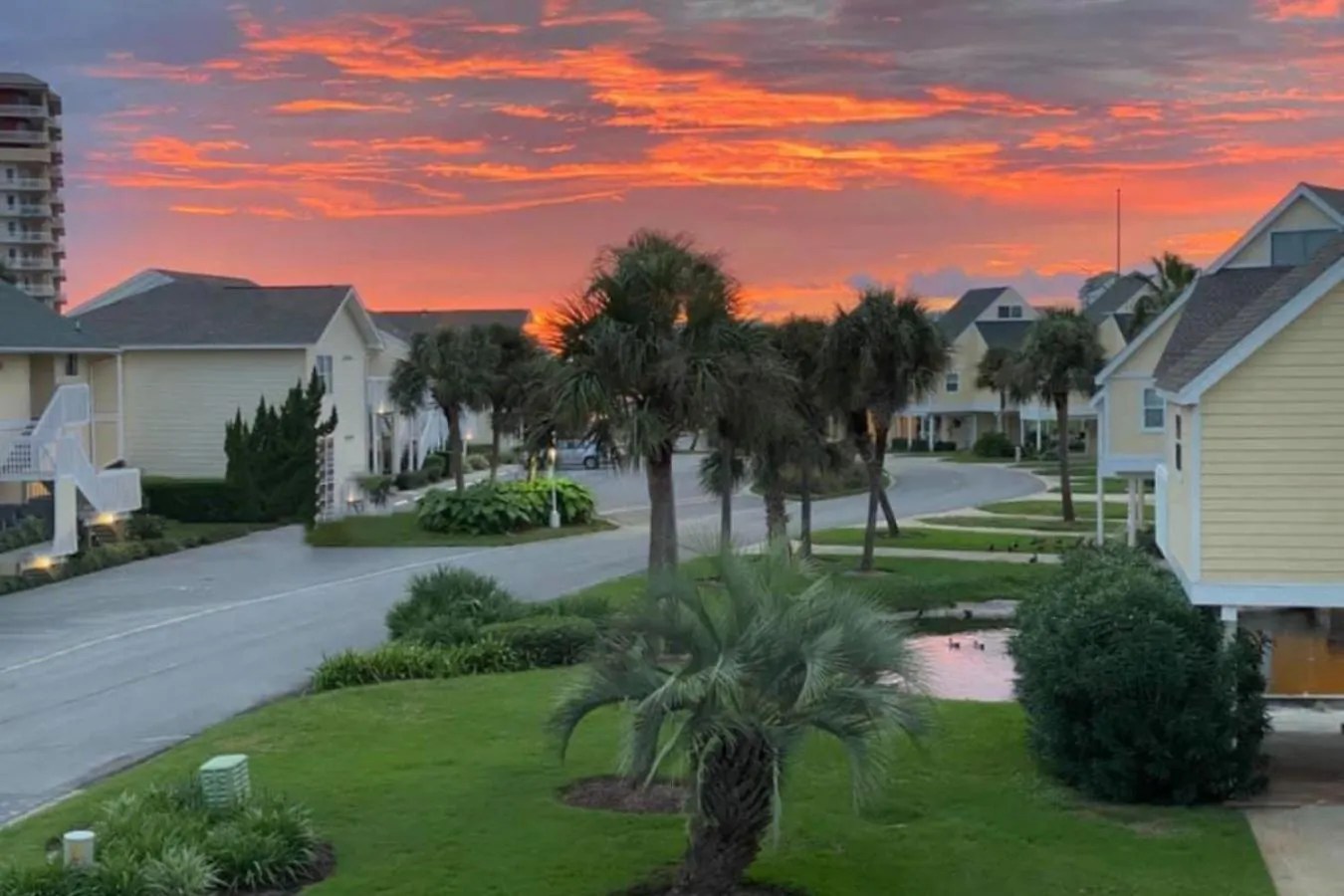 Sandpiper Cove Unit 4231 Your Getaway With Free Service Holiday home *