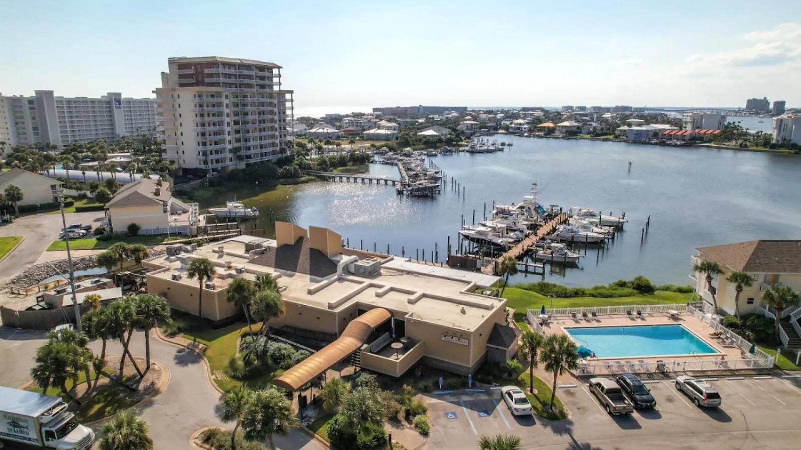 Sandpiper Cove Unit 4231 Your Getaway With Free Service Holiday home