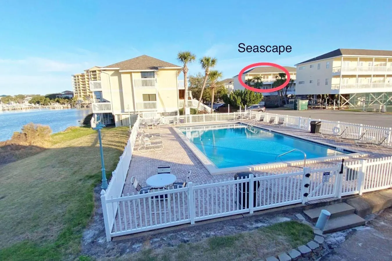 Sandpiper Cove Unit 4231 Your Getaway With Free Service Holiday home Destin