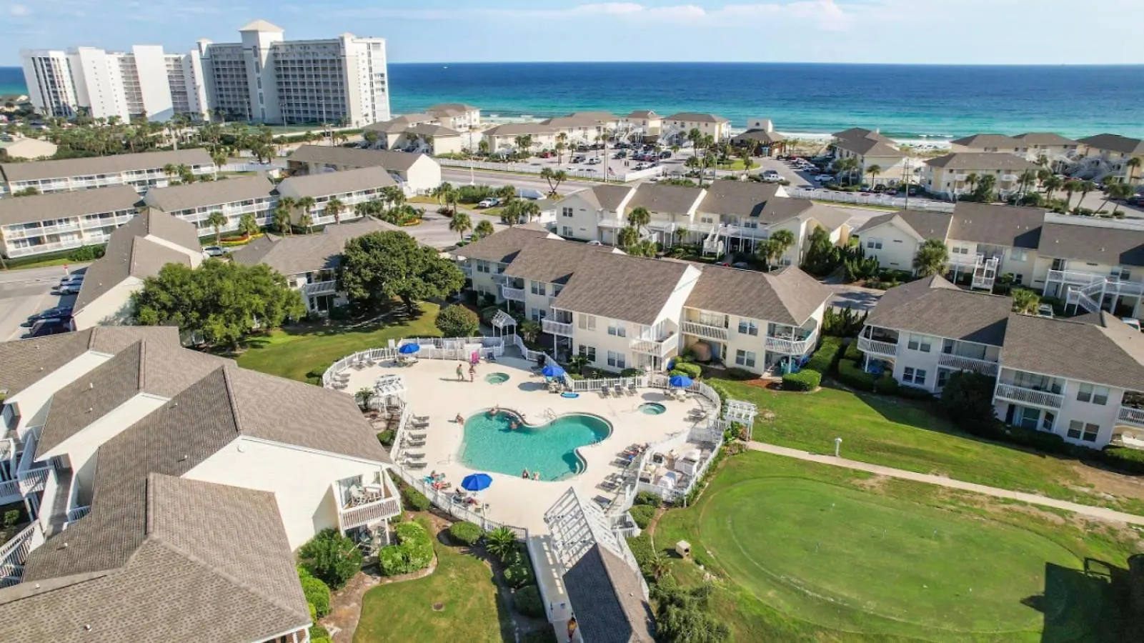 Sandpiper Cove Unit 4231 Your Getaway With Free Service Holiday home *